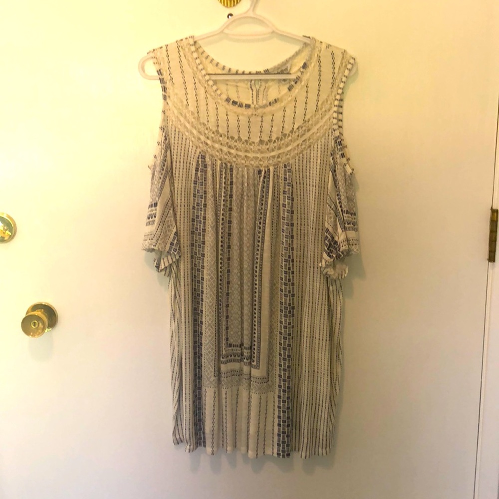 Lucky Brand Navy and White Cold Shoulder Top